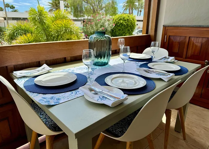 Апартаменти Canario Dunes *